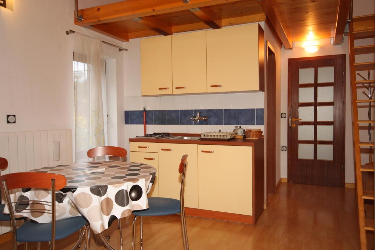 Apartments With A Parking Space Manjadvorci, Marcana - 7445 Barban Exterior foto